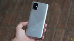  Smartphone tầm trung Samsung Galaxy A52 lần đầu lộ thông tin cấu hình: Camera chính 64 MP, có phiên bản 5G 