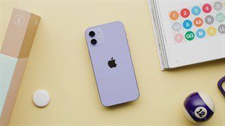 Trên tay iPhone 12 tím mộng mer, giá chỉ từ 22 củ khoai mỡ, nhìn vậy mà nỡ lòng nào không mua?