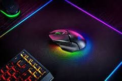  Razer ra mắt chuột gaming “trùm cuối” Basilisk V3 Pro: hàng loạt tính năng cao cấp, hỗ trợ cả không dây lẫn có dây 