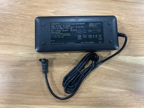 Sạc màn hình PC 12V - 8A