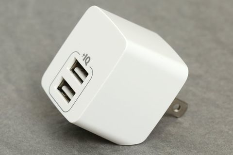 Adapter sạc 2A Dual Anker A2620 Trắng