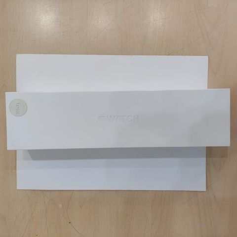 Apple Watch S5 LTE, 44mm Space Black Stainless Steel Case with Space Black Milanese Loop (MWWL2VN/A)