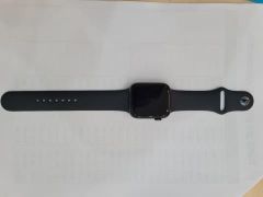  Apple Watch S6 GPS, 44mm Space Gray Aluminium Case with Black Sport Band - Regular (M00H3VN/A) 