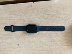  Apple Watch S6 GPS, 40mm Space Gray Aluminium Case with Black Sport Band - Regular (MG133VN/A) 