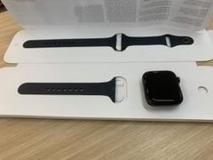  Apple Watch S6 GPS, 44mm Space Gray Aluminium Case with Black Sport Band - Regular (M00H3VN/A) 