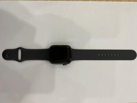 Apple Watch SE GPS, 44mm Space Gray Aluminium Case with Black Sport Band - Regular (MYDT2VN/A)