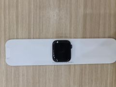  Apple Watch S6 GPS, 40mm Space Gray Aluminium Case with Black Sport Band - Regular (MG133VN/A) 