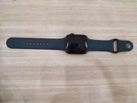 Apple Watch S6 GPS, 44mm Space Gray Aluminium Case with Black Sport Band - Regular (M00H3VN/A)