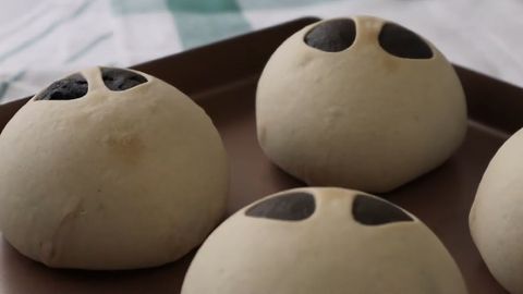 2 cách làm bánh mì độc đáo cho ngày Halloween thêm vui