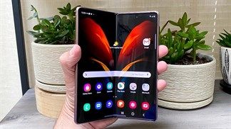 Thử nghiệm độ bền Galaxy Z Fold2 5G: Thiết kế bản lề trên điện thoại màn hình gập của Samsung có thật sự tối ưu?