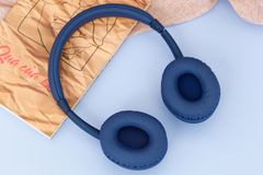  Tai nghe Bluetooth Kanen K9 Xanh 