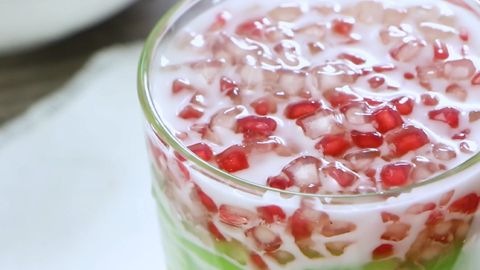 Cách làm chè hạt lựu đẹp mắt dai sật sật cực thơm ngon