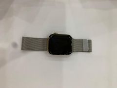  Apple Watch S5 LTE, 44mm Stainless Steel Case with Stainless Steel Milanese Loop (MWWG2VN/A) 