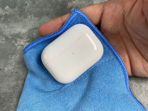 Nguyên Nhân Và Cách Khắc Phục Airpods Sạc Không Vào Pin, Cực Đơn Giản!