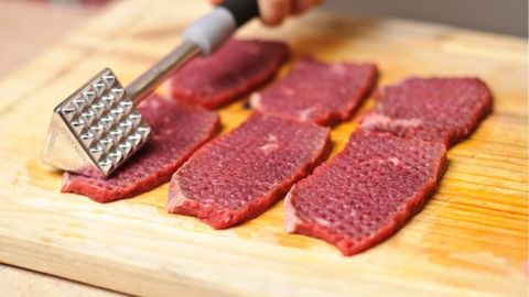 8 cách làm mềm thịt bò đơn giản dễ làm cho những nhà nội trợ