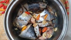  Cách làm cá ngừ kho tỏi ớt đậm đà, bắt vị cho bữa cơm 