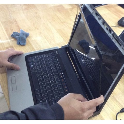 Màn Hình Laptop Toshiba Satellite L750