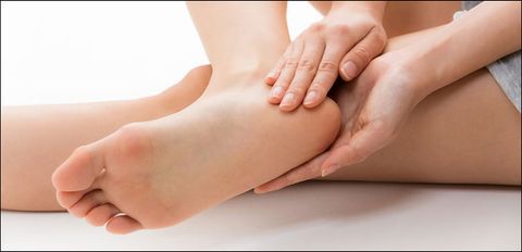2 cách chà gót chân tại nhà hiệu quả giúp loại bỏ hoàn toàn da chết