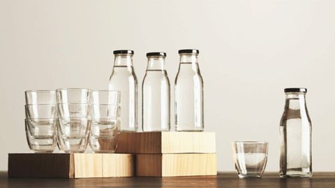 Cách làm sạch đồ thủy tinh đơn giản an toàn và hiệu quả