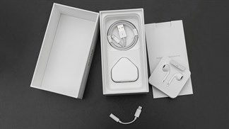Việc cắt giảm tai nghe EarPods để bảo vệ môi trường giúp Apple bán được nhiều tai nghe không dây hơn, thật thú vị!