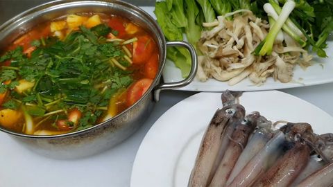 Cách nấu lẩu mực Đại Lãnh - Nha Trang thơm ngon chuẩn vị