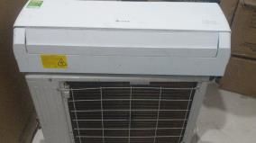 Máy lạnh Gree Inverter 1.5 HP GWC12PB-K3D0P4