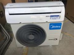  Điều hòa Midea Inverter 9000 BTU MSAFA-10CRDN8 