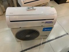  Máy lạnh Midea Inverter 1 HP MSAFA-10CRDN8 