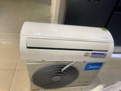  Điều hòa Midea Inverter 9000 BTU MSAFA-10CRDN8 