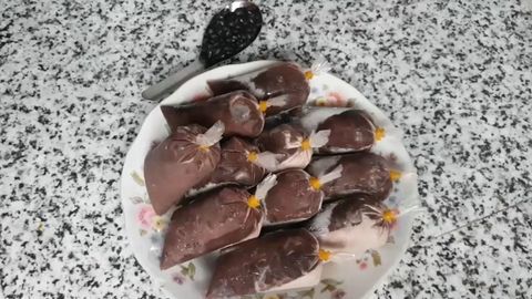 2 cách làm sinh tố đậu đen bịch mát lạnh thơm ngon dễ làm tại nhà