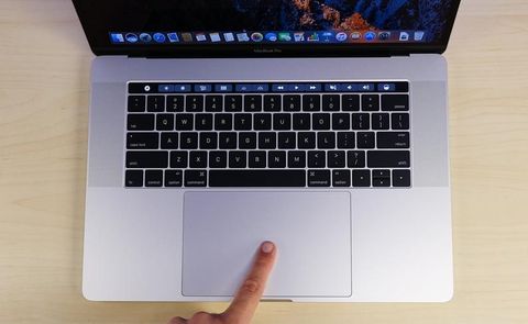 Sạc Pin Cho Macbook Như Thế Nào Là Đúng Cách ?