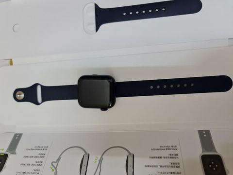 Apple Watch S6 GPS + Cellular, 40mm Blue Aluminium Case with Deep Navy Sport Band - Regular (M06Q3VN/A)