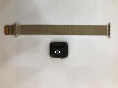  Apple Watch S6 GPS + Cellular, 40mm Gold Stainless Steel Case with Gold Milanese Loop (M06W3VN/A) 