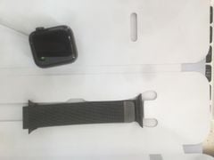  Apple Watch S6 GPS + Cellular, 40mm Graphite Stainless Steel Case with Graphite Milanese Loop (M06Y3VN/A) 