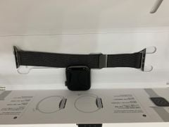  Apple Watch S6 GPS + Cellular, 40mm Graphite Stainless Steel Case with Graphite Milanese Loop (M06Y3VN/A) 