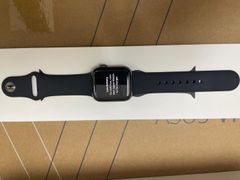 Apple Watch S6 GPS + Cellular, 40mm Graphite Stainless Steel Case with Black Sport Band - Regular (M06X3VN/A) 