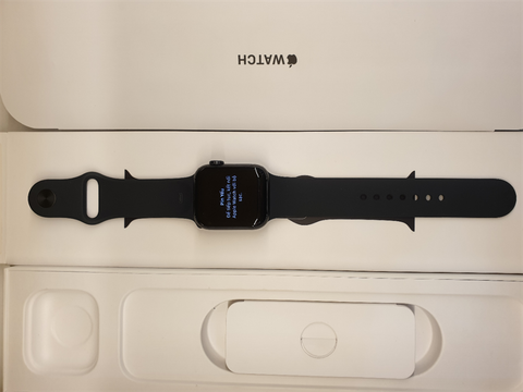 Apple Watch S6 GPS + Cellular, 40mm Space Gray Aluminium Case with Black Sport Band - Regular (M06P3VN/A)