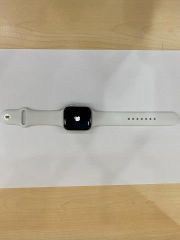  Apple Watch SE GPS + Cellular, 44mm Silver Aluminium Case with White Sport Band - Regular 
