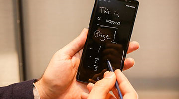Cách ghi chú trên màn hình tắt của Samsung Galaxy Note 8