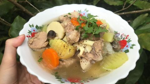 Cách làm đuôi heo hầm măng tươi với rau củ thơm ngon bổ dưỡng