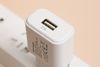 Adapter sạc USB 10W AVA+ DS017A-TB
