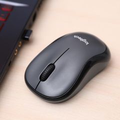  Chuột không dây Logitech Silent M220 Đen 