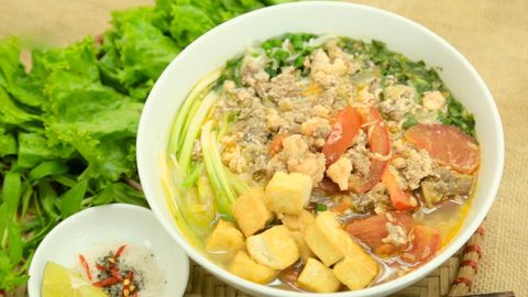 3 cách nấu canh cua chua ngon lạ ngay tại nhà cho bữa cơm thêm hấp dẫn