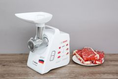  Máy xay thịt Bosch HMH-MFW3520W 500W 