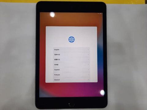 iPad Mini new Wifi 64GB