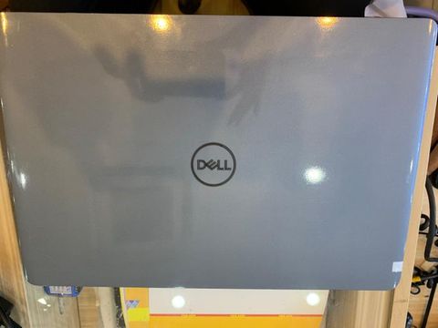 Dell Vostro 5581 i5 8265U/4GB/1TB/2GB MX130/15.6
