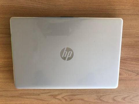 HP 15s du2050TX i3 1005G1/4GB/256GB/2GB MX130/15.6