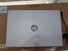  HP 15s du2050TX i3 1005G1/4GB/256GB/2GB MX130/15.6