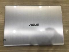  Asus S430FN i5 8265U/8GB/256GB/2GB MX150/14