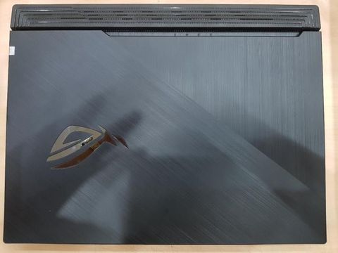 Asus G531GT i7 9750H/8GB/512GB/4GB GTX1650/15.6